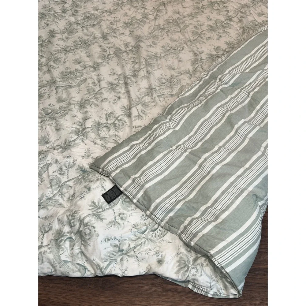 Lauren Ralph Lauren Spencer Floral Sage Green Reversible Comforter Queen 94x88